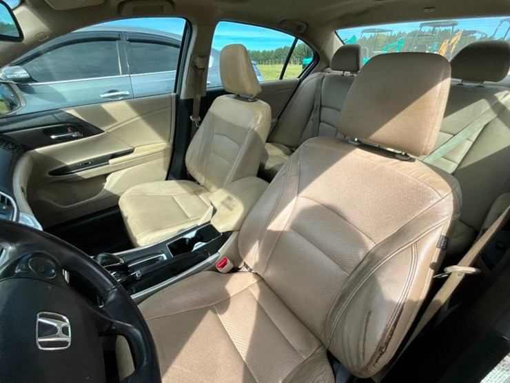 2014-honda-accord-(at,-v6,-3.5l,-miles-image-13