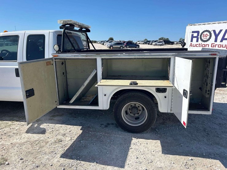 2015-ford-f350-image-18