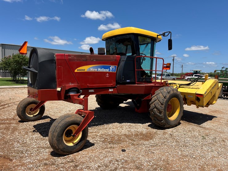 2009-new-holland-h8060-image-17