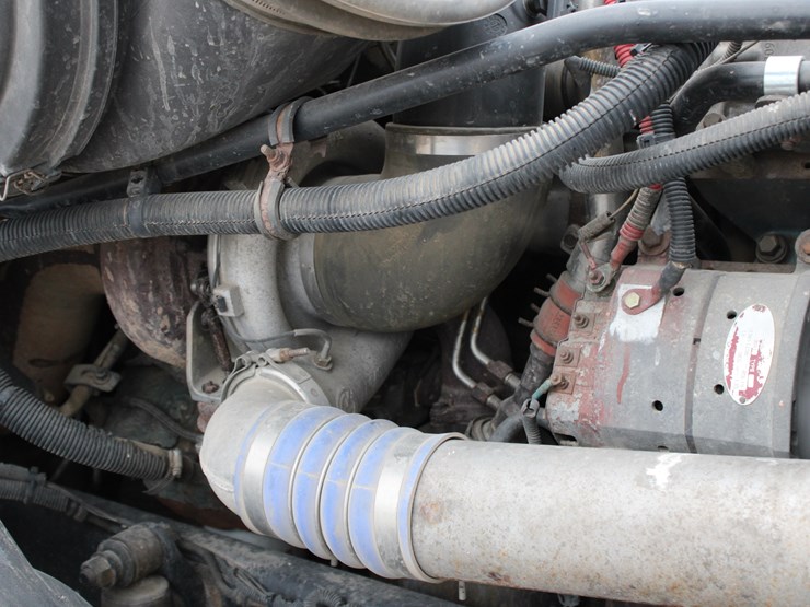 #2063-•-#2063--2006-freightliner-century-classic-s/t-semi-image-24