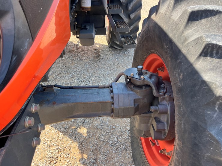 2012-kubota-m135x-image-4