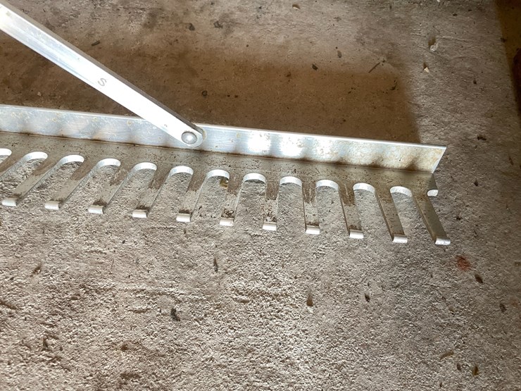 #1059-•-groundwork-construction-rake-image-8