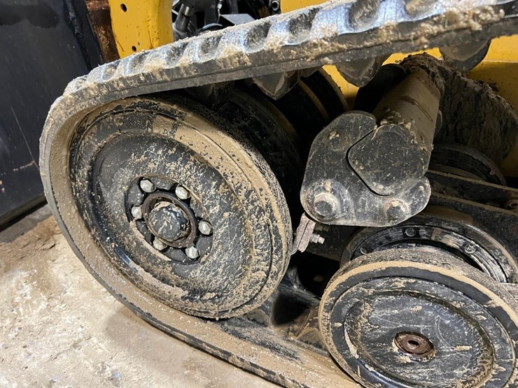 caterpillar-297c-image-13