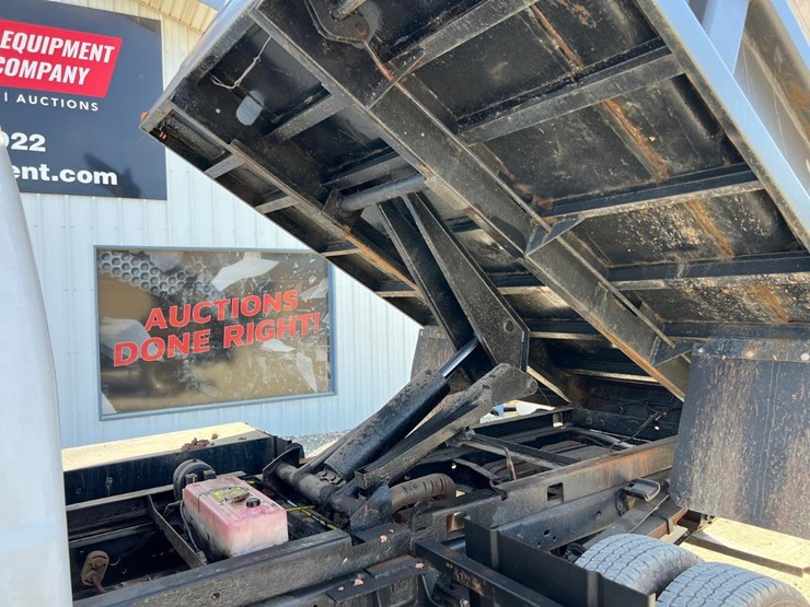 2015-ford-f350-image-15