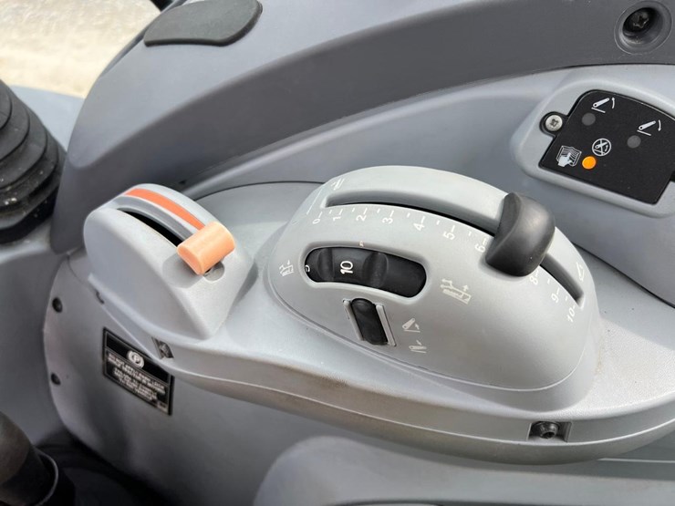 2019-new-holland-t5.120-image-30