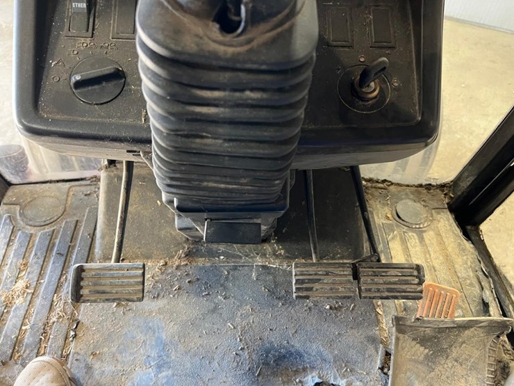 case-ih-5230-image-28