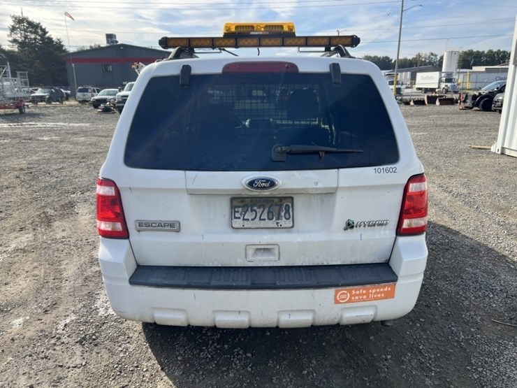 2010-ford-escape-hybrid-image-5