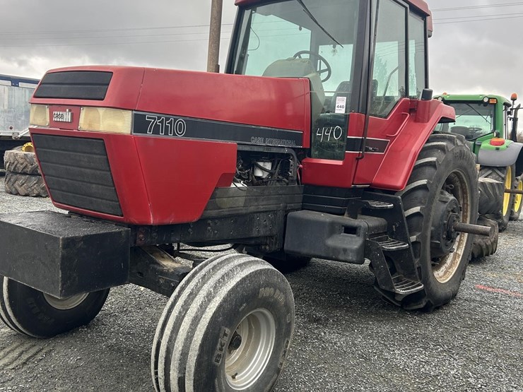 1989-case-ih-7110-image-1
