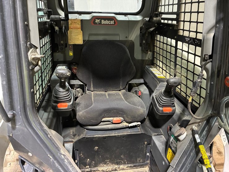 2021-bobcat-t66-image-19
