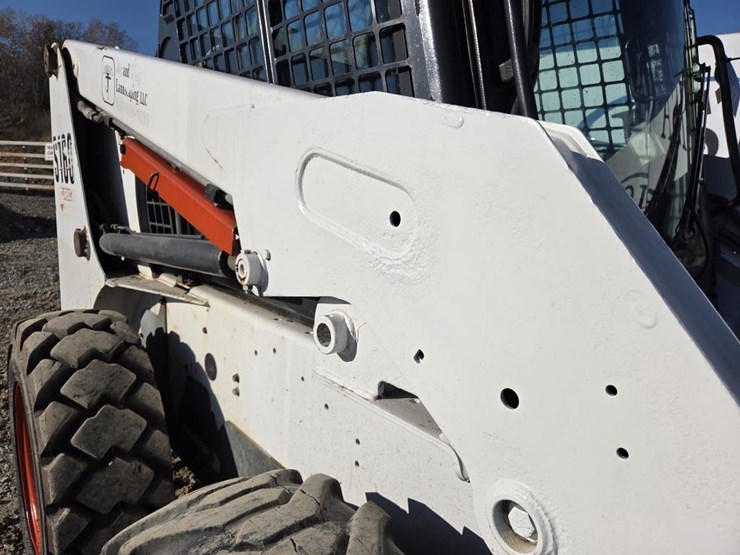 2003-bobcat-s160-image-16