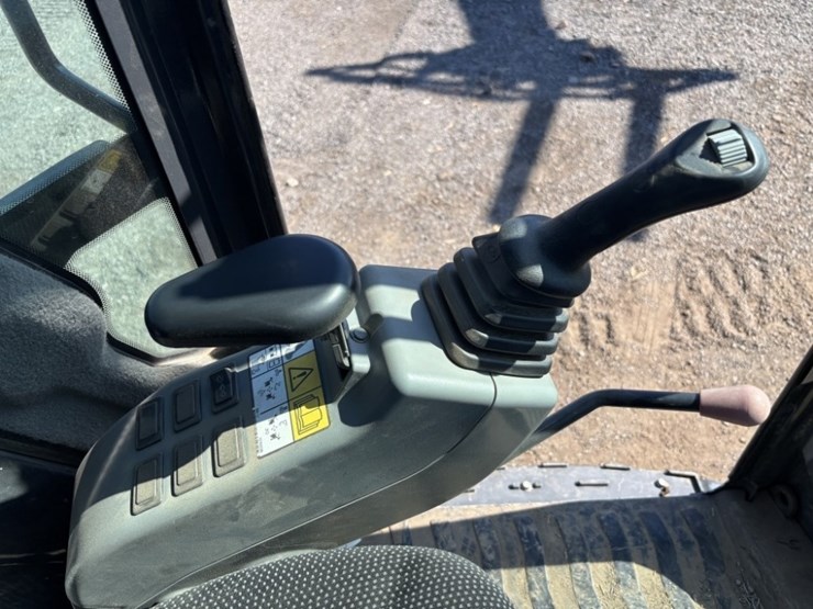 2018-bobcat-e35-image-31