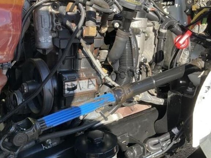 2014-international-4300lp-spray-truck-image-21