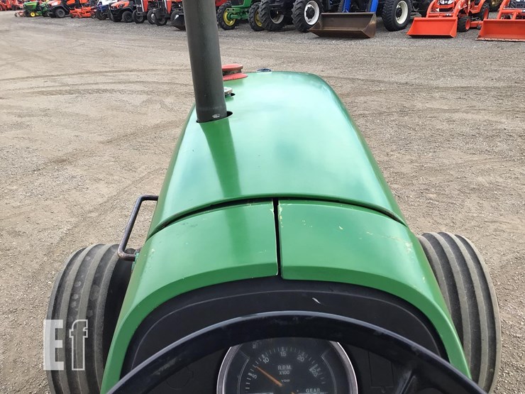 1985-john-deere-2350-image-10