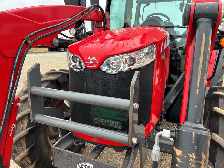 2017-massey-ferguson-4710-image-5