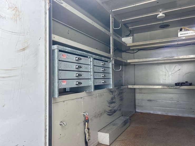 2016-ford-f550-image-23