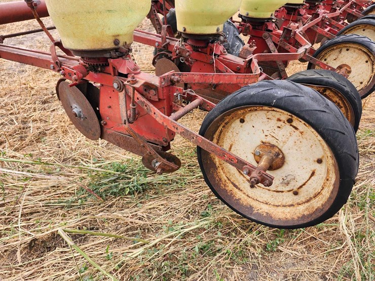 international-56-image-12