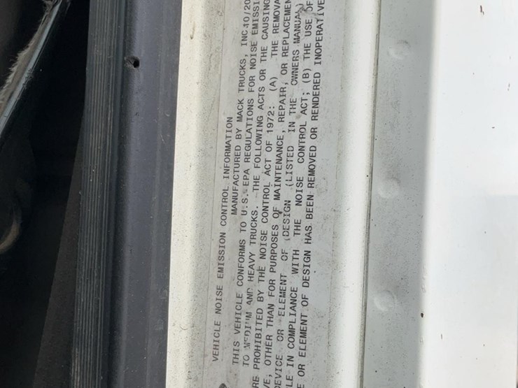 2004-mack-chn613-image-41