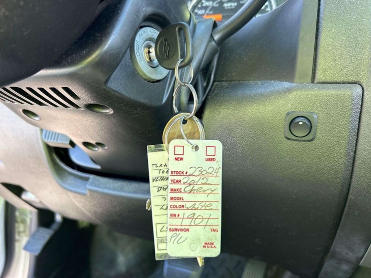 2012-chevrolet-colorado-image-26