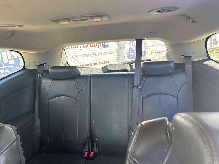 2014-chevrolet-traverse-image-19