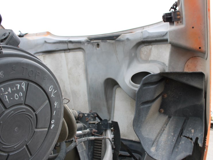 #2063-•-#2063--2006-freightliner-century-classic-s/t-semi-image-23