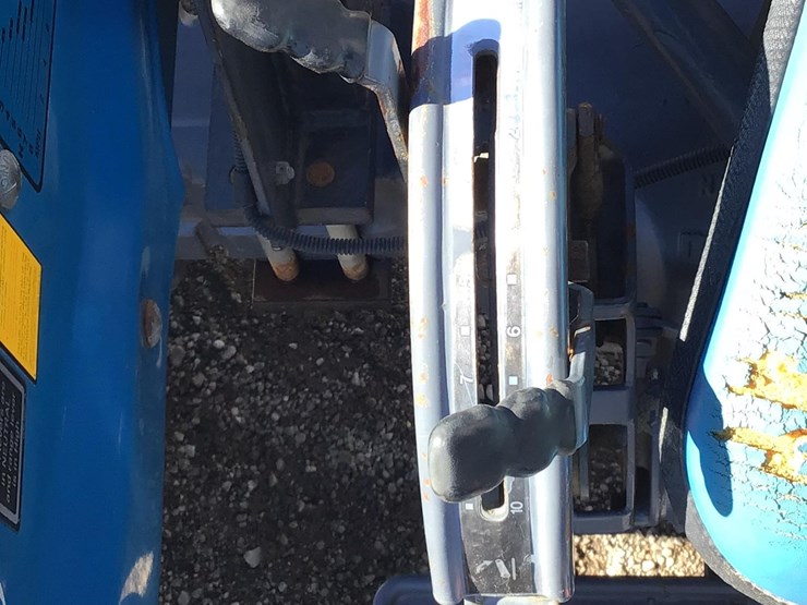 1995-ford-3930-image-17