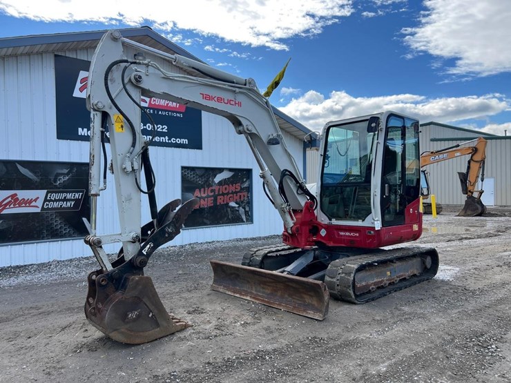 2017-takeuchi-tb260-image-2