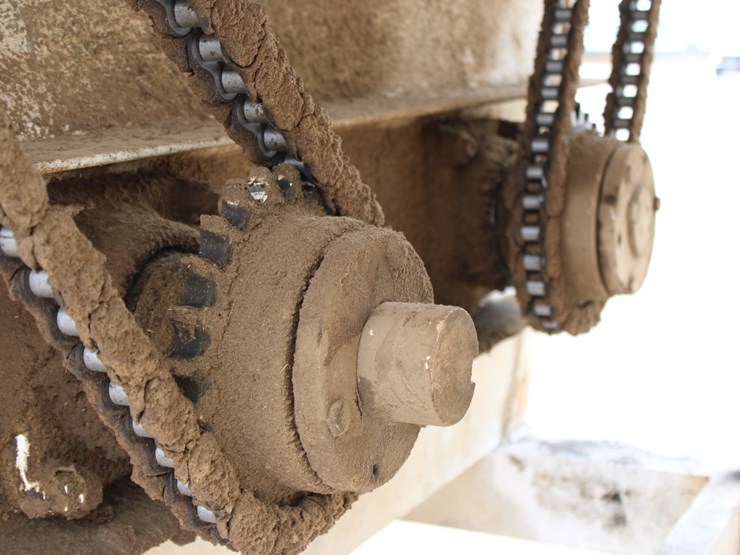 1982-international-s1700-image-13