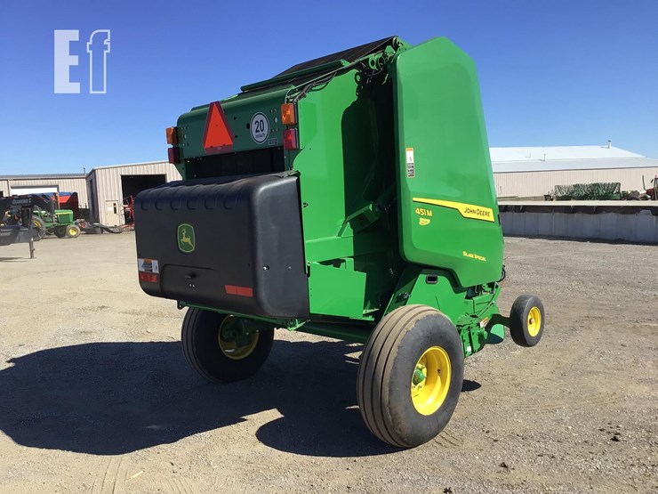 2023-john-deere-451m-image-5