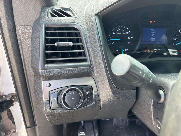 2014-ford-explorer-image-14