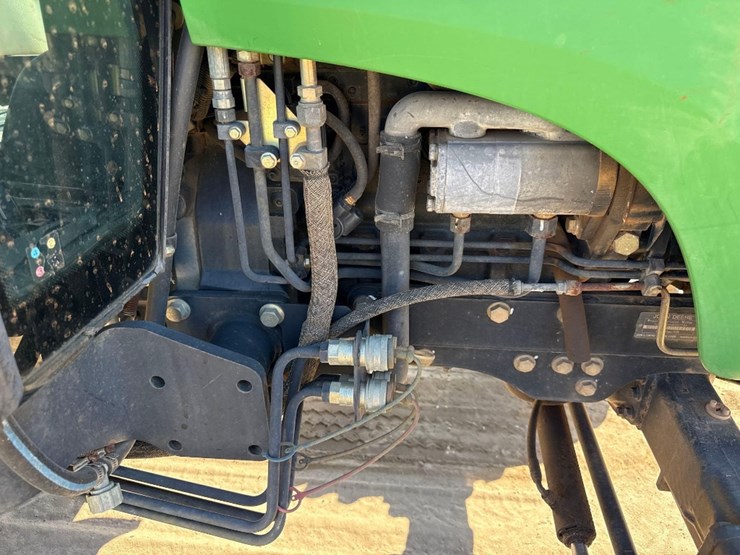 john-deere-4320-image-17