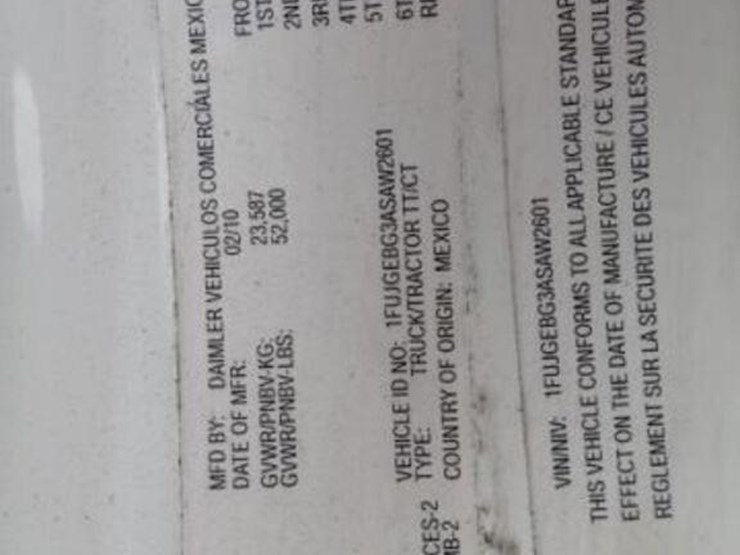 2010-freightliner-cascadia-t/a-hiway-tractor---day-image-9