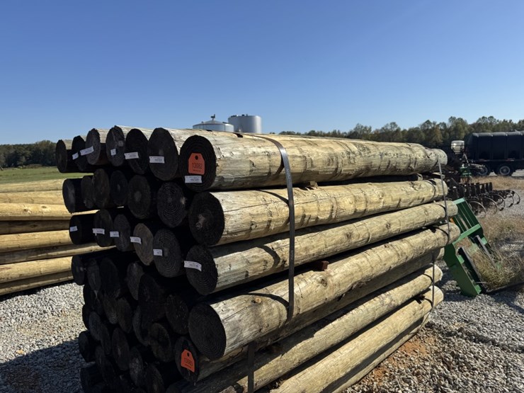 #13082-•-(28)-treated-wood-post-6"x8'-image-1