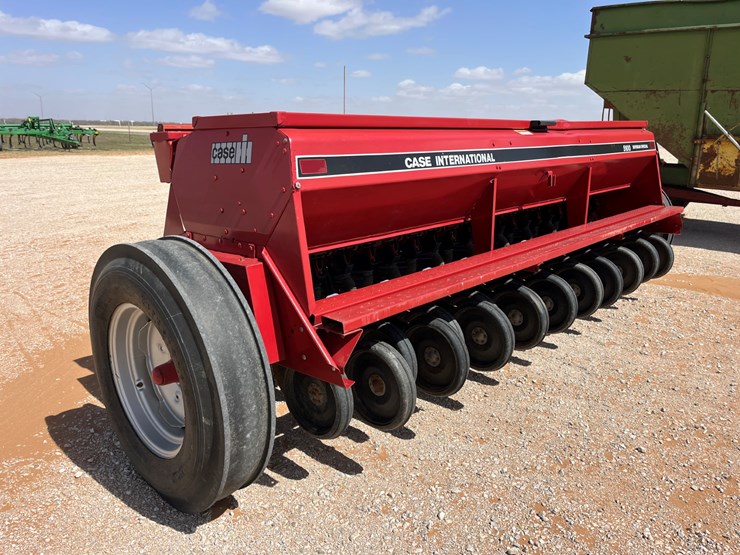 case-ih-5100-image-13