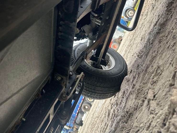 ez-go-electric-cart-image-10