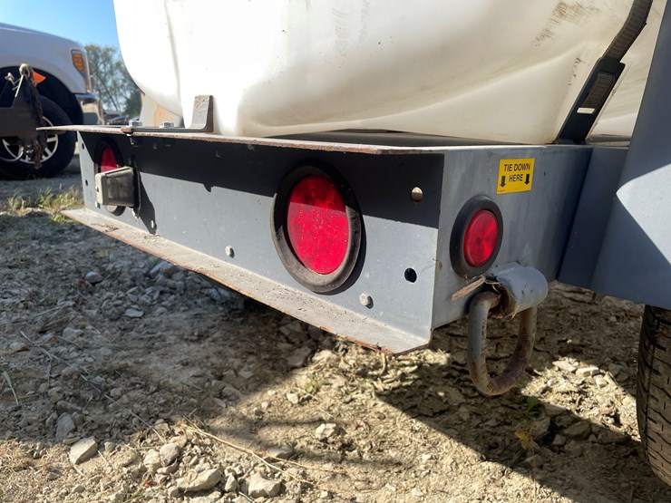 #1039-•-single-axle-water-pump-trailer-image-11