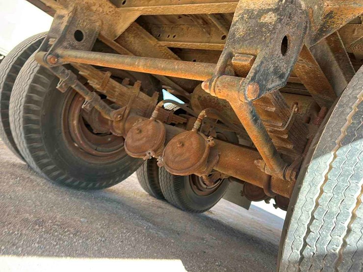 1974-kentucky-trailer-image-8