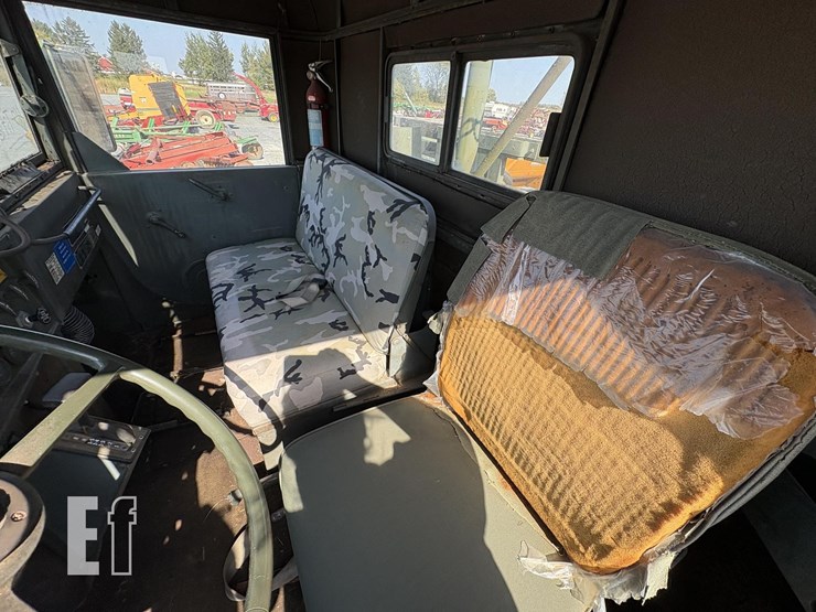 1983-am-general-m923-image-16