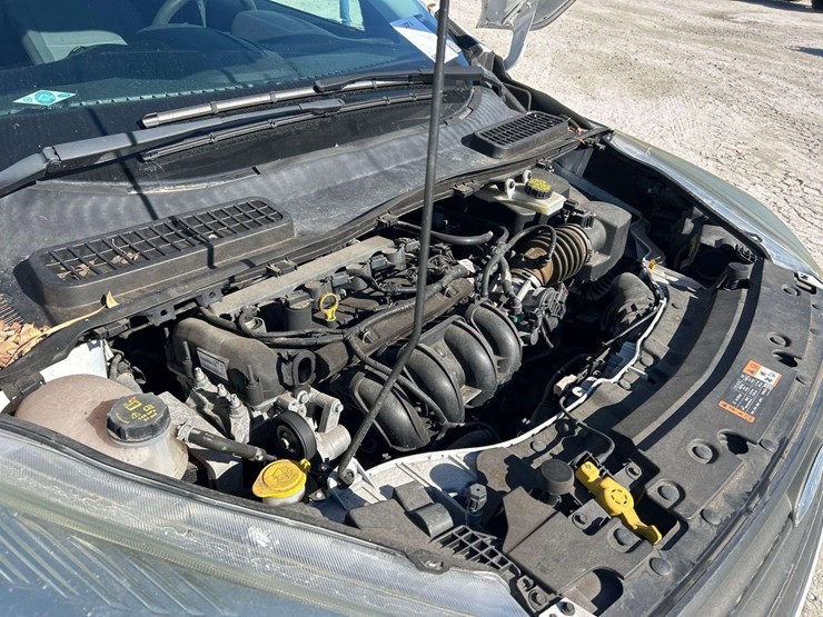 2017-ford-escape-image-8