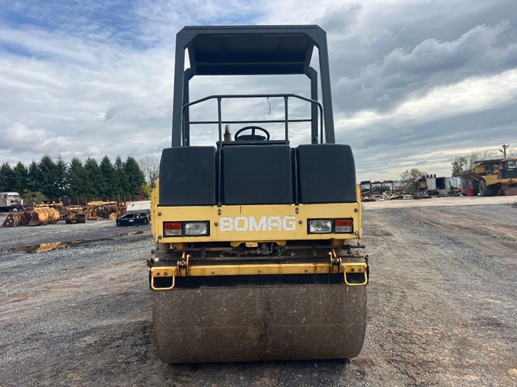 2001-bomag-bw141ad-2-image-7