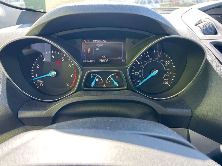 2017-ford-escape-image-12