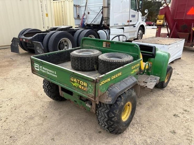 john-deere-gator-image-3