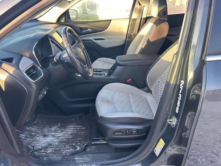 2019-chevrolet-equinox-image-14