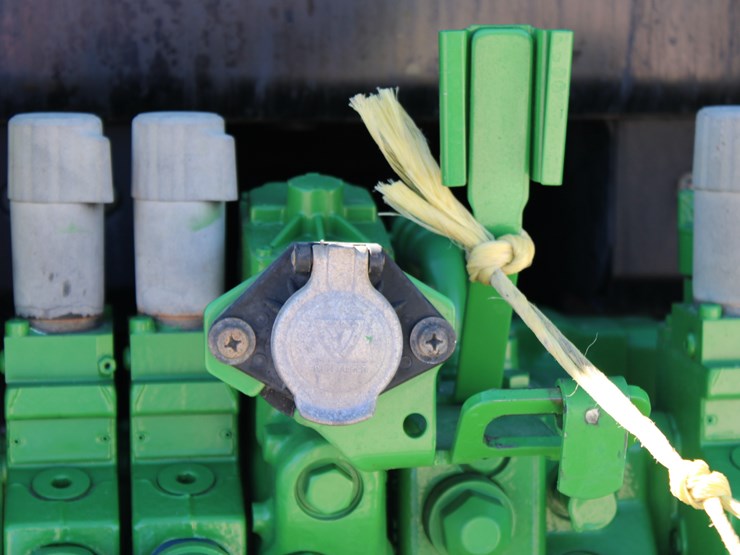 john-deere-6120m-image-26