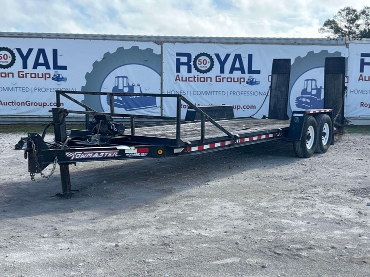 2018-towmaster-t-12dt-image-1