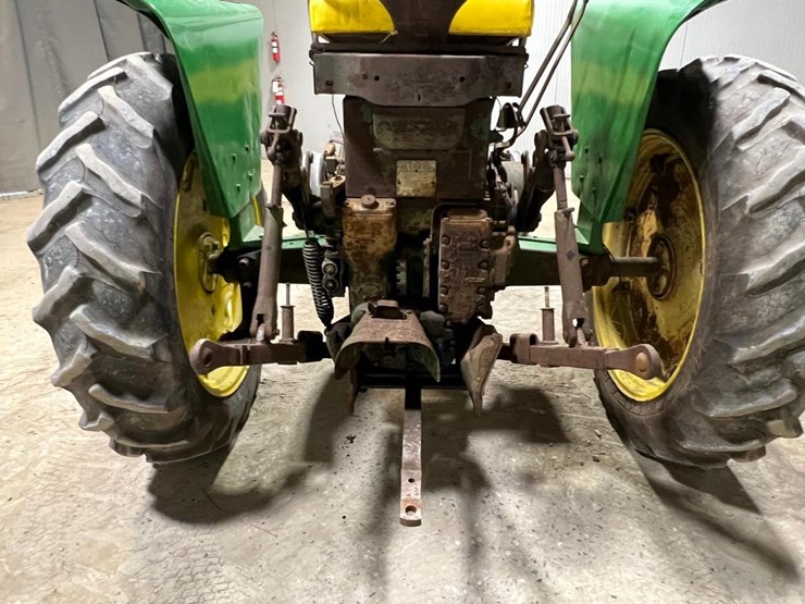 john-deere-530-image-12
