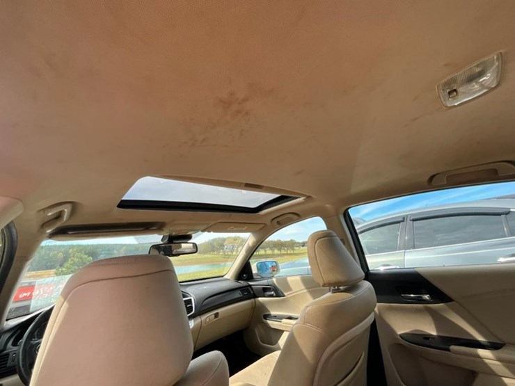 2014-honda-accord-(at,-v6,-3.5l,-miles-image-21