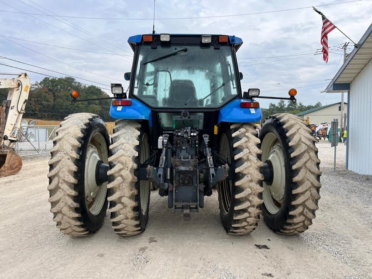 new-holland-tm150-image-4