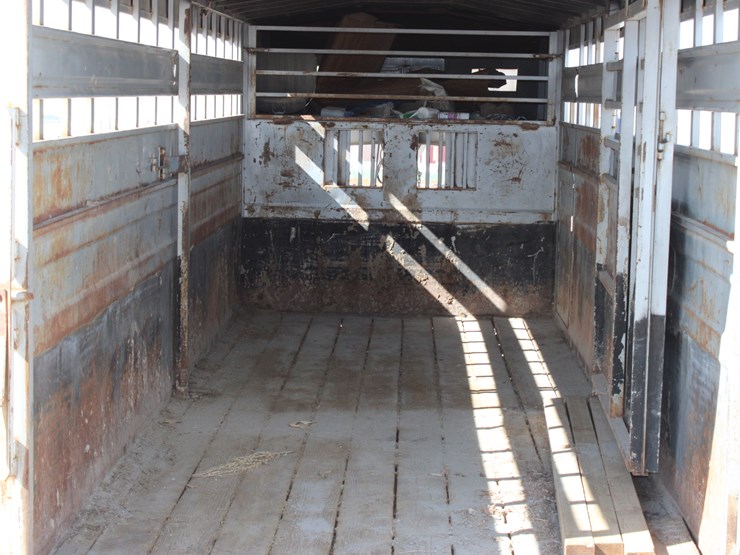 1994-titan-trailer-image-13