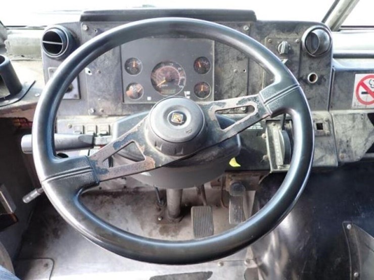 2005-international-1652-image-13