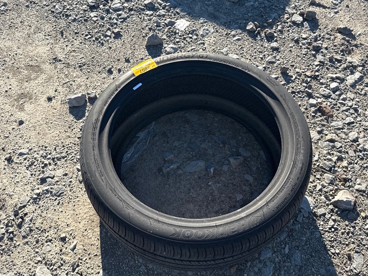 #2807-•-(1)-235/40r19-tire-inv#-2807-image-5